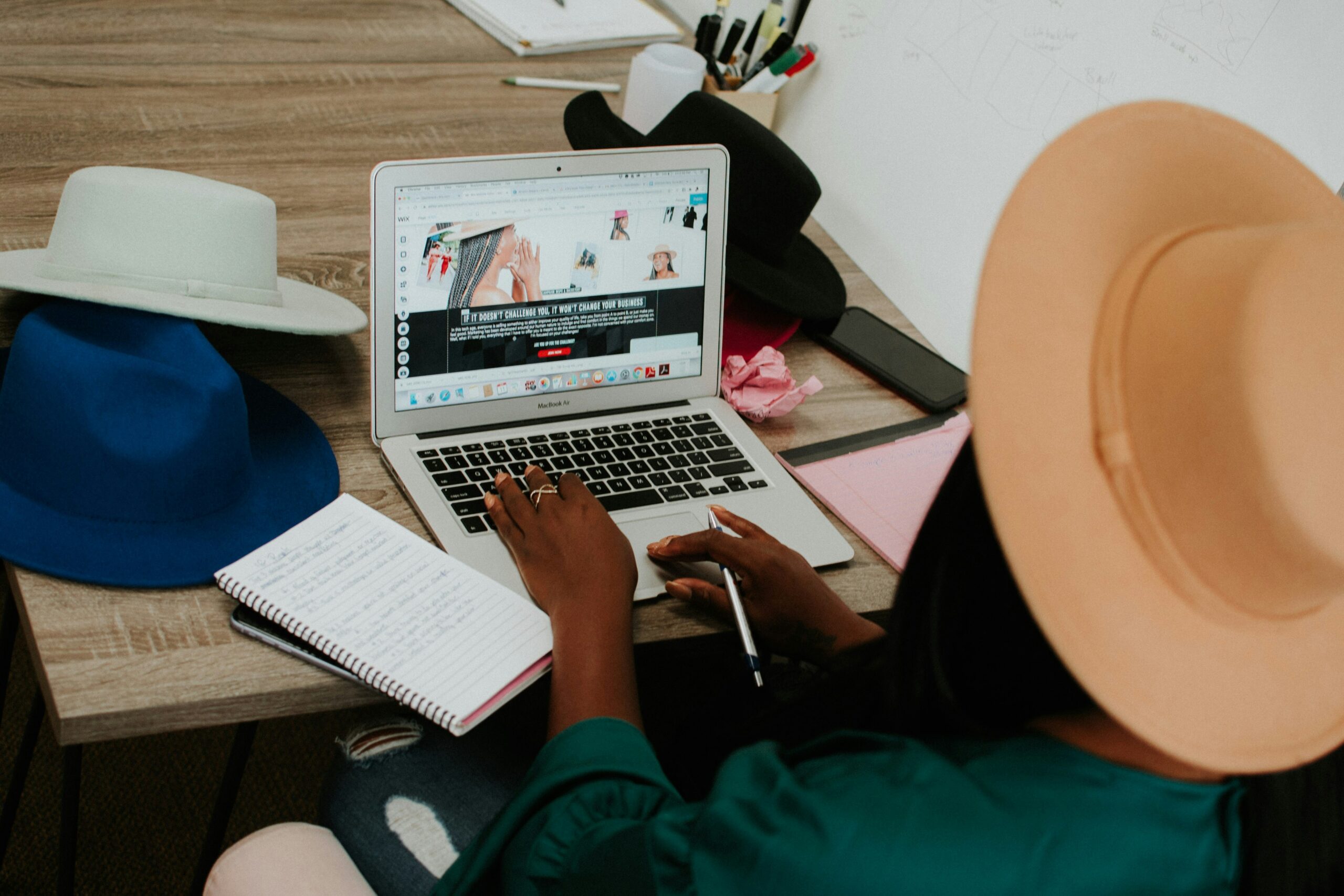 How to Make $100/Day Online: Beginner’s Fully Guide